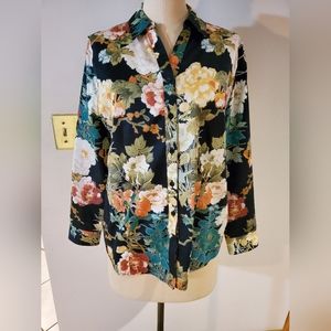Chico's no iron Floral Shirt